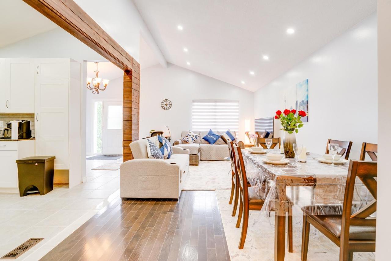 Furnished Family Home Near Toronto - Great Location Game Room - Backyard - Parking & Self Checkin Pickering Eksteriør bilde